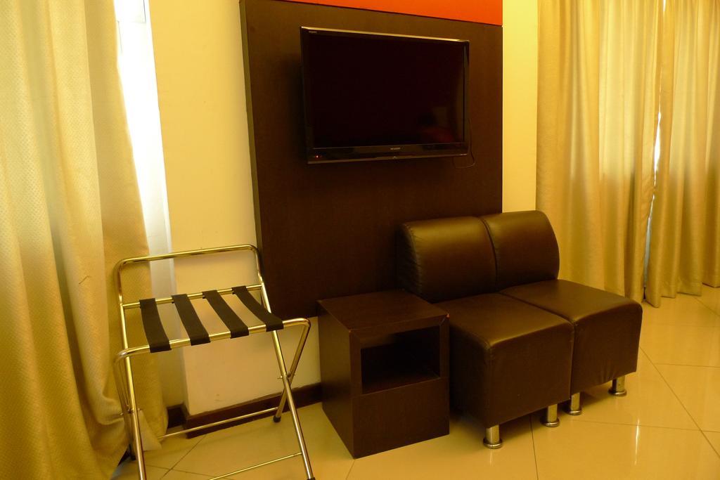 Meldrum Hotel Johor Bahru Chambre photo