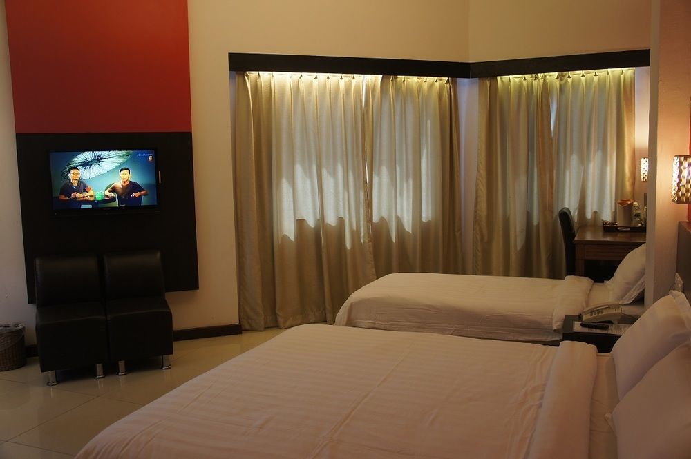 Meldrum Hotel Johor Bahru Extérieur photo